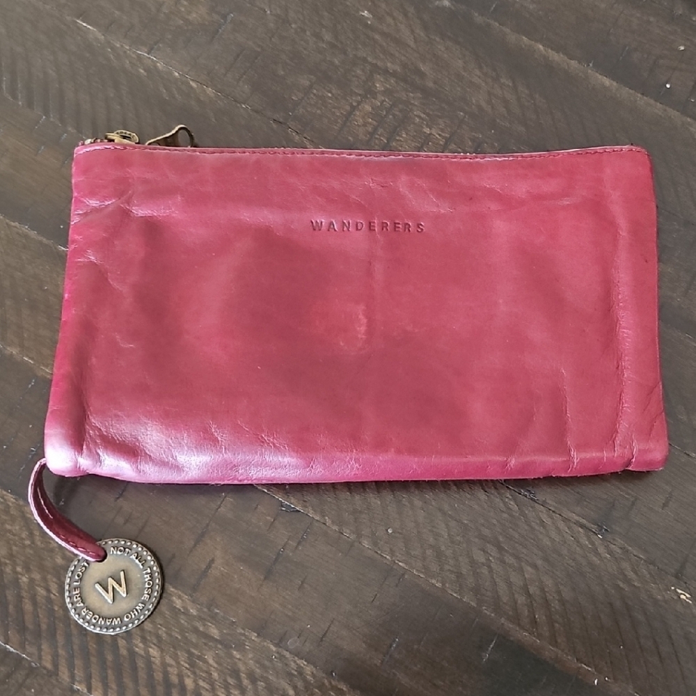Wanderers The Capri Clutch